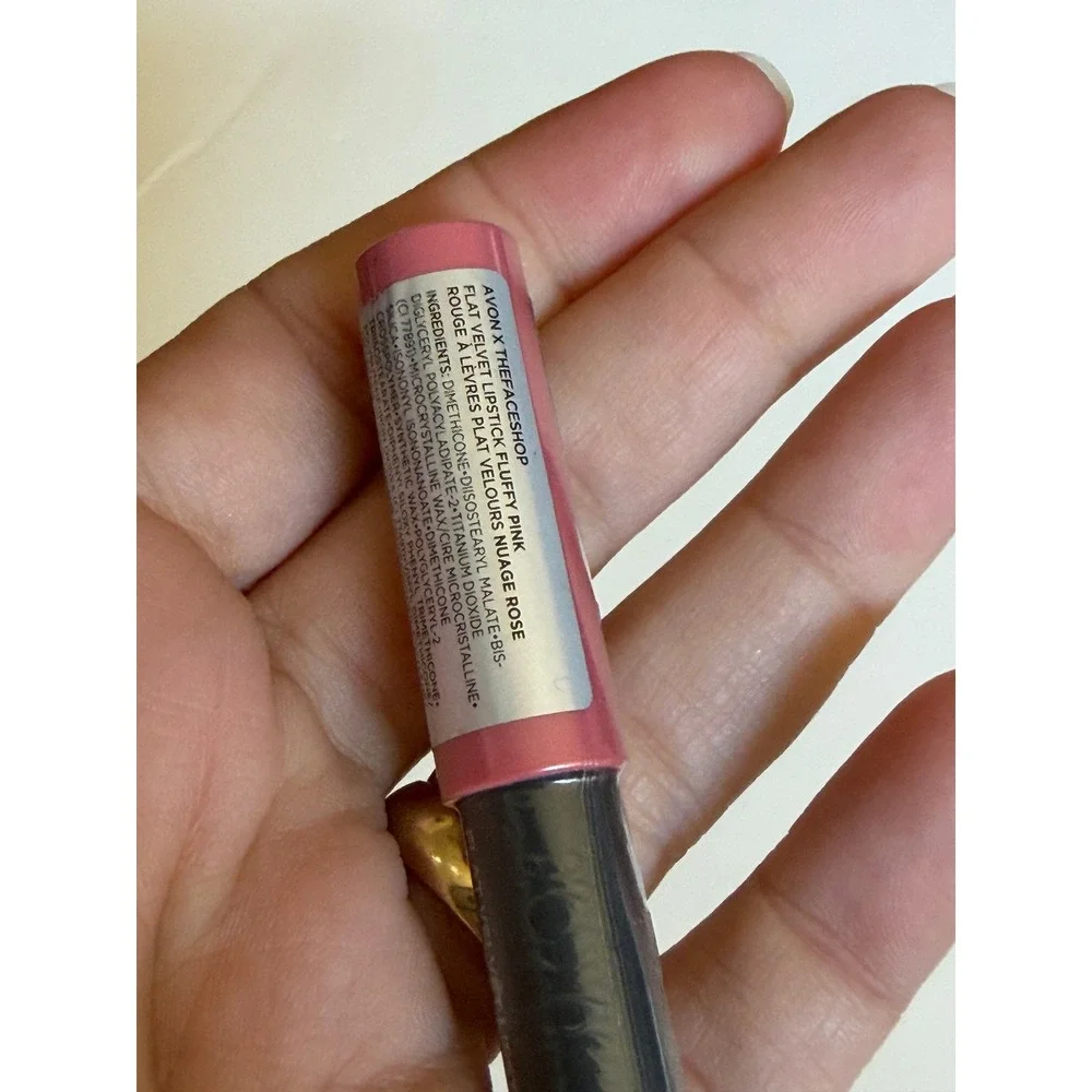 Avon x The‎ Face Shop Flat Velvet Lipstick Fluffy Pink Nuage Rose Matte 0.05oz